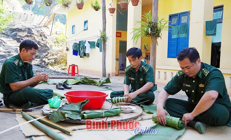 Tiếng đ&agrave;n guitar giữa đ&ecirc;m xu&acirc;n