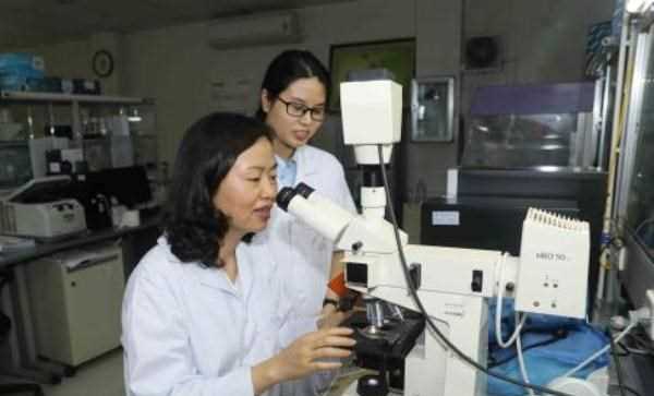 Nhà khoa học lập kỷ lục người trẻ nhất nhận giải thưởng Kovalevskaia