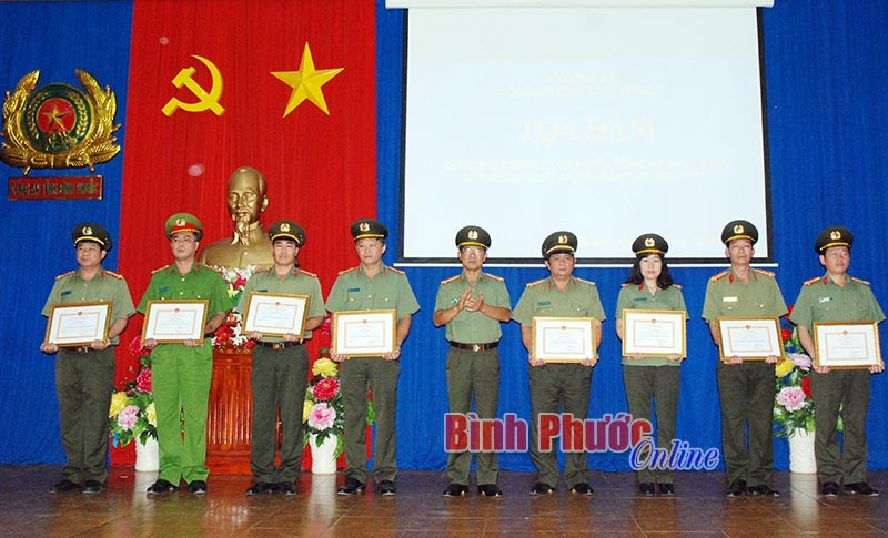 Tọa đàm xây dựng phong cách người công an nhân dân