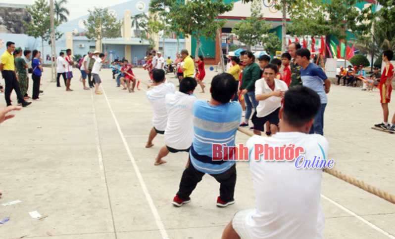 Đại hội thể dục thể thao tỉnh: TX. Phước Long dẫn đầu bộ môn điền kinh