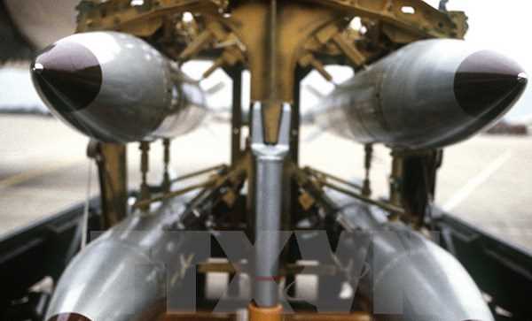 Tổng thống Mỹ khẳng định sở hữu nút hạt nhân mạnh hơn Triều Tiên