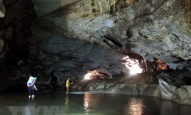 Đầu Xu&acirc;n, du ngoạn kh&aacute;m ph&aacute; vẻ đẹp hoang sơ động N&agrave;ng Ti&ecirc;n