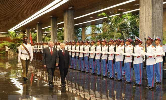 Chủ tịch Cuba đ&oacute;n, hội đ&agrave;m với Tổng B&iacute; thư Nguyễn Ph&uacute; Trọng