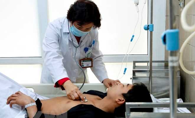 Ba ngày nghỉ Tết, 388 trường hợp nhập viện do ngộ độc rượu