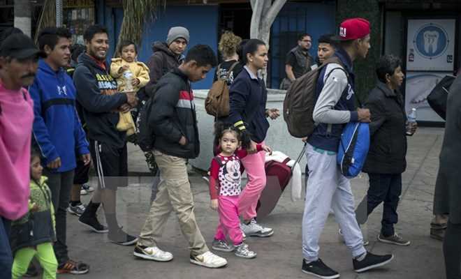 Tổng thống Mỹ Donald Trump bác kế hoạch bảo vệ người nhập cư