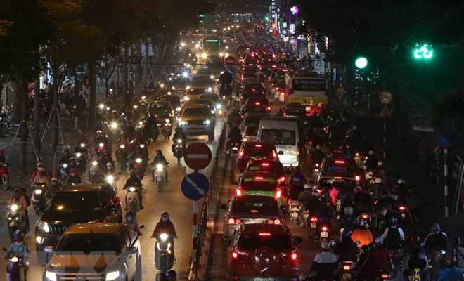 Bộ C&ocirc;ng an ra c&ocirc;ng điện khẩn về hạn chế &ugrave;n tắc giao th&ocirc;ng dịp tết