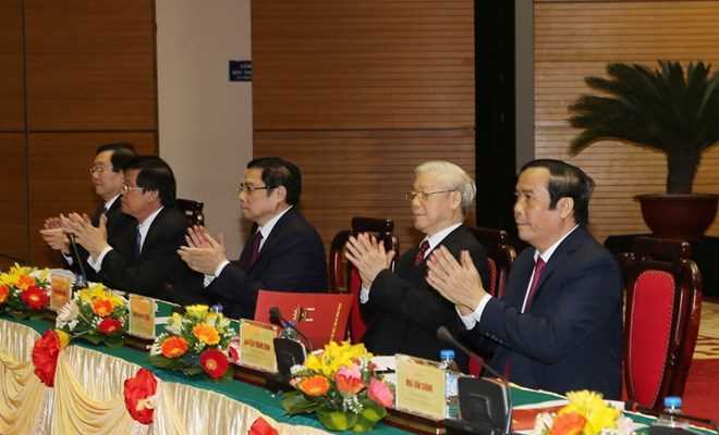 X&acirc;y dựng Đảng v&agrave; hệ thống ch&iacute;nh trị: Tinh gọn để hoạt động hiệu quả