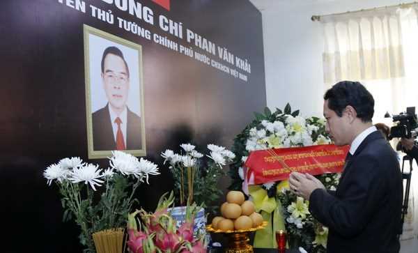 L&atilde;nh đạo Đảng, Nh&agrave; nước L&agrave;o đến viếng nguy&ecirc;n Thủ tướng Phan Văn Khải