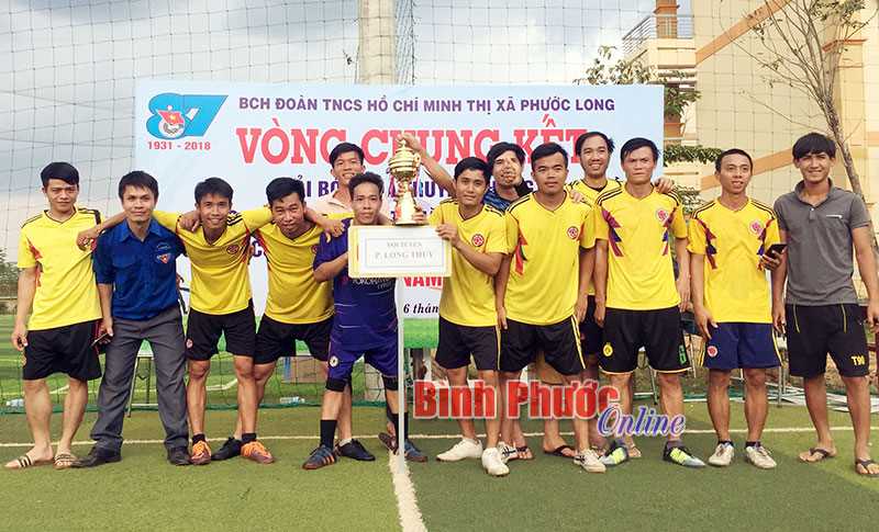 Long Thủy vô địch giải bóng đá truyền thống chào mừng ngày thành lập Đoàn