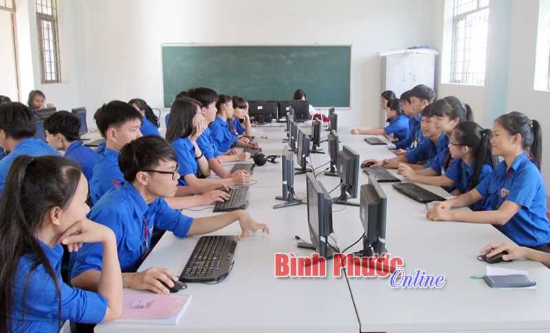 15 học sinh vào vòng chung kết cấp tỉnh cuộc thi “Giao thông học đường”