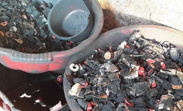 Xử l&yacute; nghi&ecirc;m vụ trộn l&otilde;i pin, h&oacute;a chất để "l&agrave;m đẹp" c&agrave;ph&ecirc;