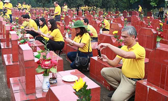 VietnamPost thu thập dữ liệu xây dựng cổng thông tin về liệt sỹ