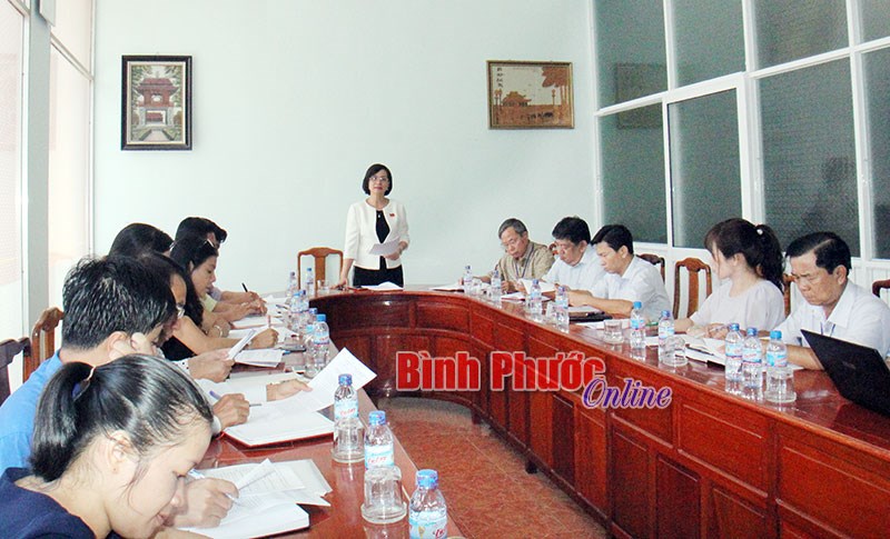 Ban Văn h&oacute;a - X&atilde; hội HĐND tỉnh gi&aacute;m s&aacute;t tại Sở Y tế