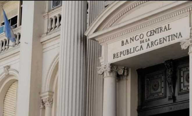 IMF “bật đèn xanh” cho gói cứu trợ 50 tỷ USD cho Argentina