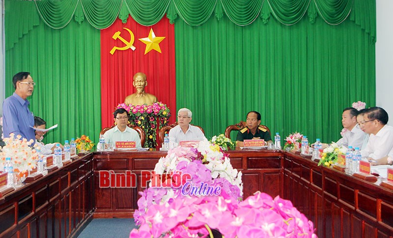 Bí thư Tỉnh ủy làm việc với Ban Thường vụ Huyện ủy Bù Đốp