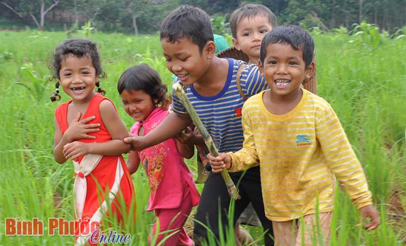 Lồng ghép các nguồn vốn để đẩy nhanh tốc độ giảm nghèo vùng DTTS