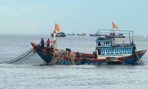 Lệnh cấm đánh bắt cá trong vùng biển của Việt Nam là không có giá trị