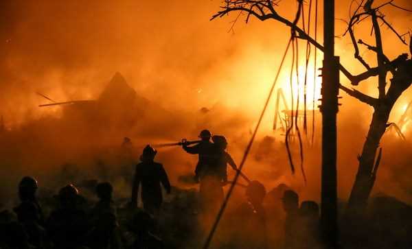 Trao huân chương Dũng cảm tặng 3 chiến sỹ cảnh sát PCCC