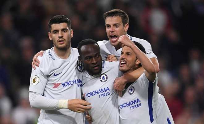 Chelsea 'phả hơi nóng' vào Tottenham trong cuộc đua tốp 4