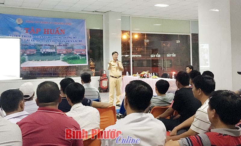 Chủ động phòng ngừa tai nạn xe khách