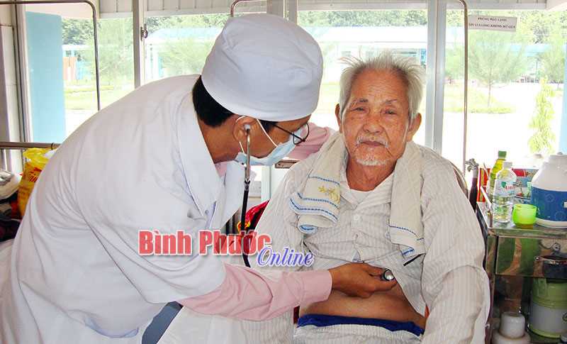 Chung tay chăm sóc người cao tuổi hoàn cảnh khó khăn