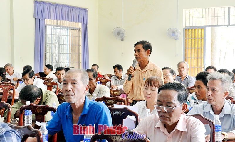 Đại biểu Quốc hội tỉnh tiếp x&uacute;c cử tri trước kỳ họp thứ 5