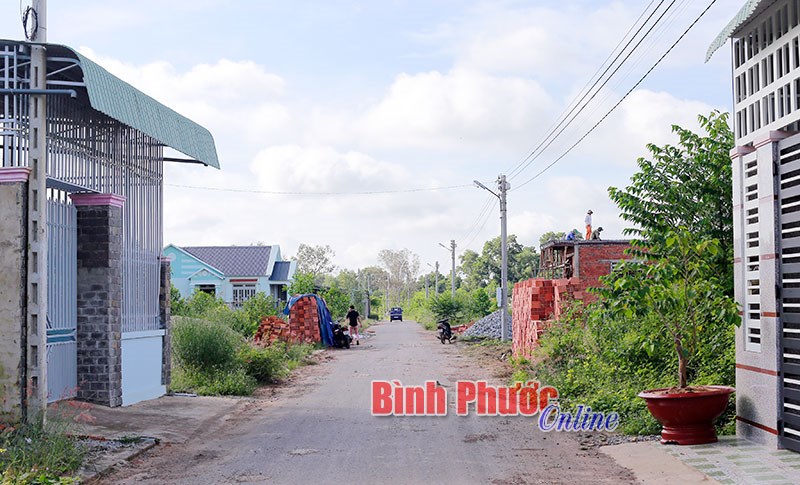 Đồng Xoài chấn chỉnh hiến đất làm đường để tách thửa chuyển mục đích