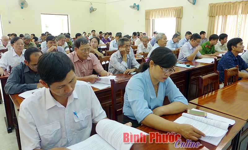 Đồng Xoài triển khai phổ biến các văn bản luật