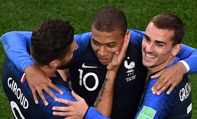 Mbappe lập kỷ lục, đưa tuyển Pháp vào vòng 1/8 World Cup 2018