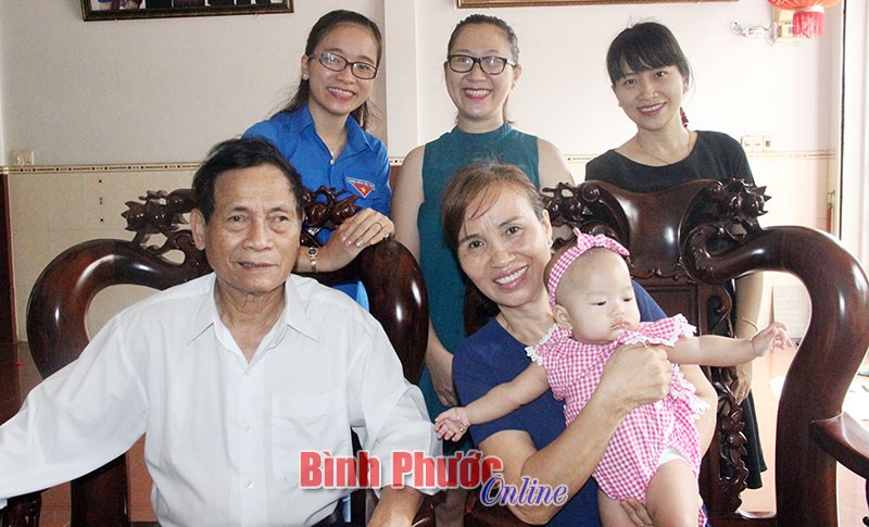 Gia đình hạnh phúc là đòn bẩy phát triển xã hội