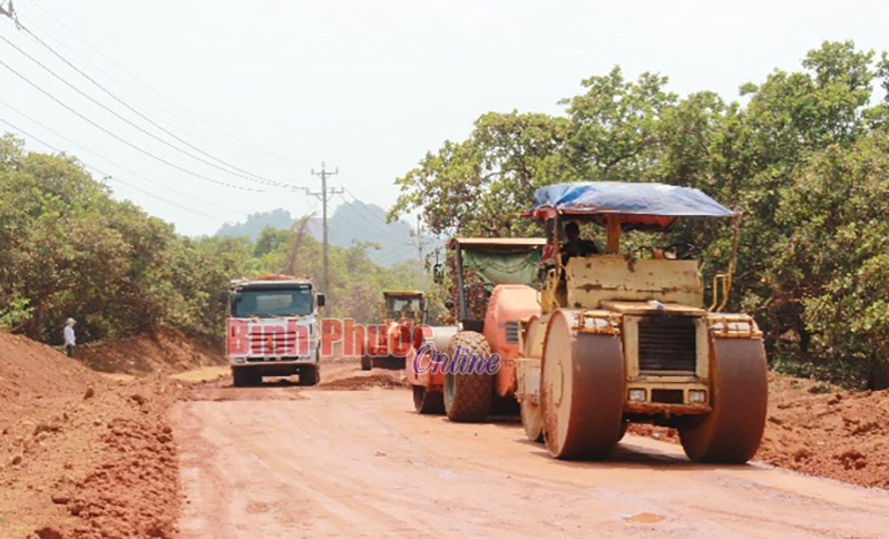 Gian nan đường đến đích nông thôn mới
