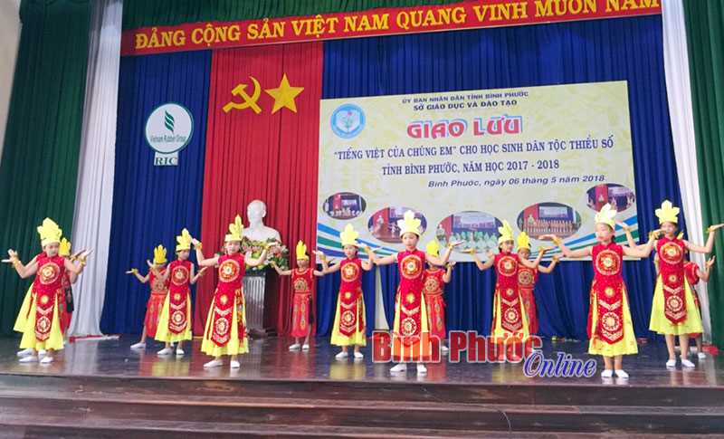 275 học sinh giao lưu “Tiếng Việt của chúng em”