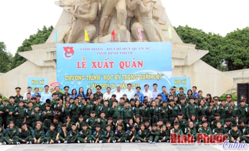 181 học sinh tham gia “Học kỳ trong quân đội”