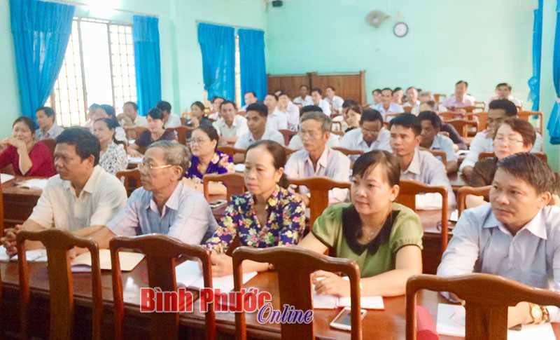 69 học viên tham gia lớp bồi dưỡng bí thư chi bộ