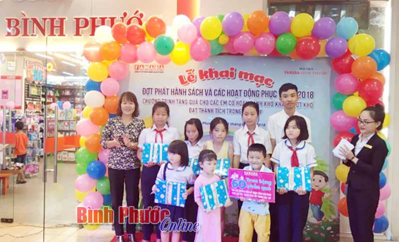 Fahasa Bình Phước khai trương hoạt động hè 2018