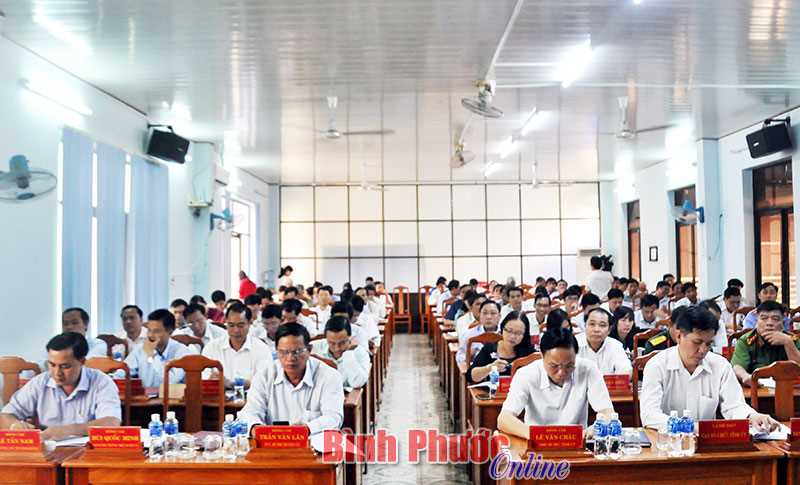 Ph&uacute; Riềng phải ph&aacute;t huy tốt nguồn lực từ đất