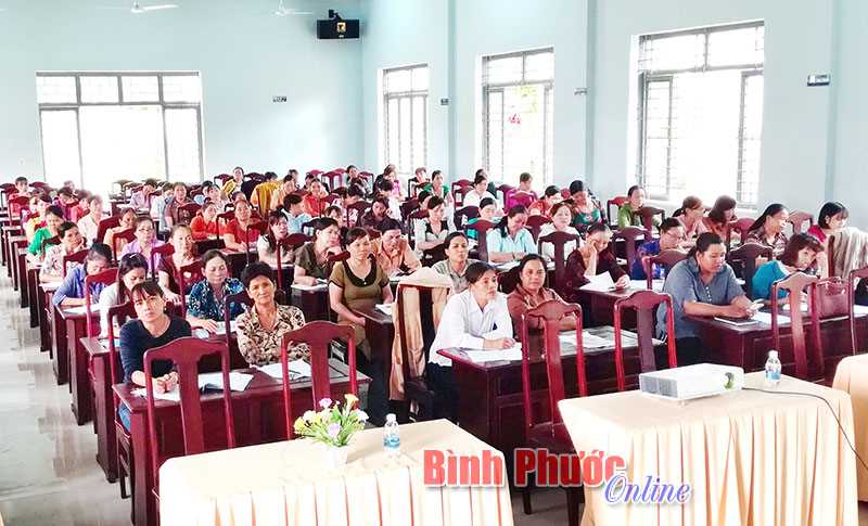 Khai giảng tập huấn kỹ năng công tác hội phụ nữ
