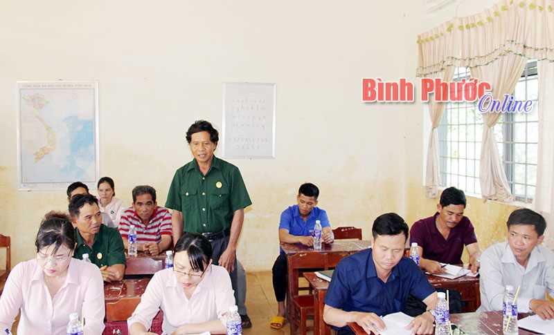 Lãnh đạo UBMTTQVN tỉnh dự họp cùng Ban công tác mặt trận thôn Sơn Thành