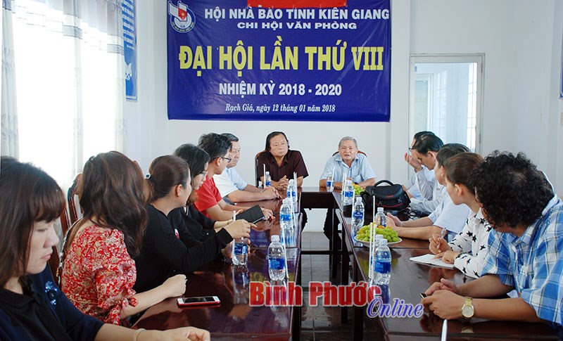 Hội Nh&agrave; b&aacute;o B&igrave;nh Phước học hỏi kinh nghiệm tại Ki&ecirc;n Giang v&agrave; Vĩnh Long