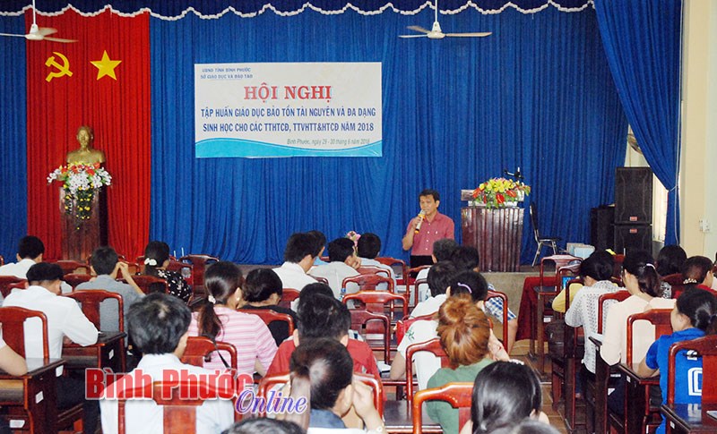 Tập huấn giáo dục bảo tồn tài nguyên và đa dạng sinh học