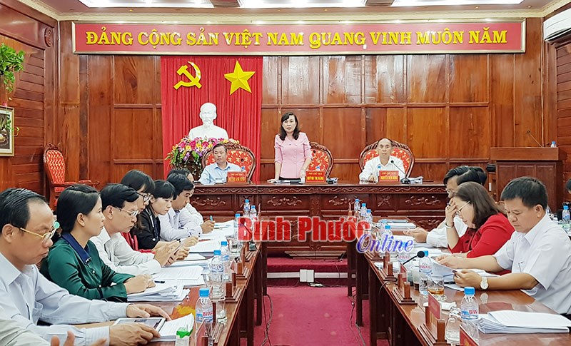 UBND tỉnh thông qua nội dung trình kỳ họp HĐND tỉnh giữa năm