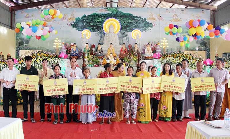 Chùa Phật Quốc Vạn Thành tổ chức đại lễ Phật đản