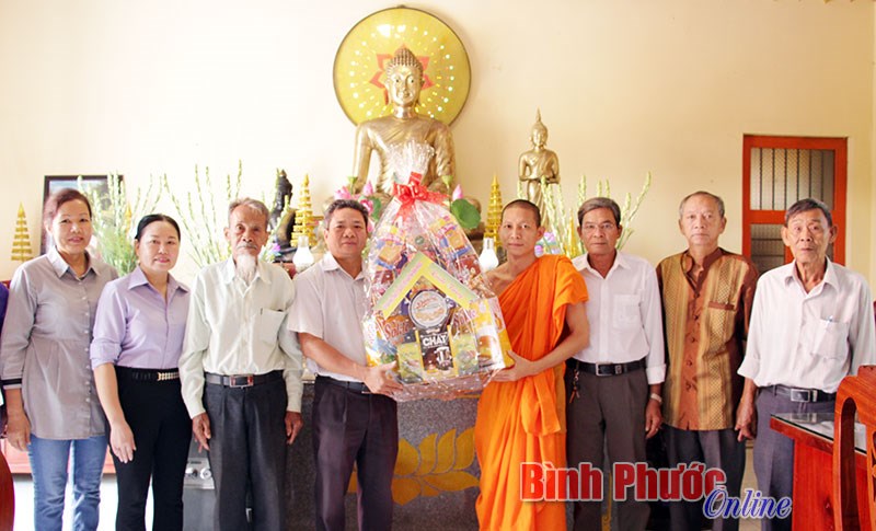 Nâng cao đời sống, ổn định an ninh chính trị vùng đồng bào Khơme