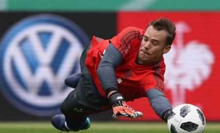 Manuel Neuer trở lại đội hình Bayern, sẵn sàng cho World Cup 2018