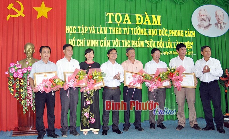 Những điểm mới và kết quả nổi bật trong triển khai thực hiện Chỉ thị 05-CT/TW của Đảng bộ tỉnh