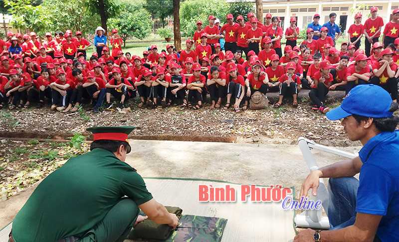 “Ngày quân đội của trường em”