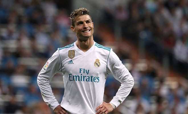Ronaldo lập công, Real Madrid thoát thua ngay trên sân nhà