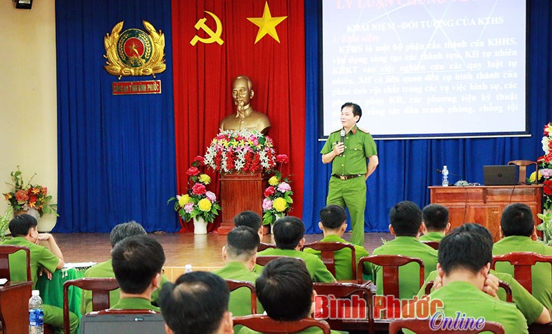 Bồi dưỡng nghiệp vụ thu thập dữ liệu kỹ thuật số, điện tử