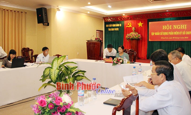 Tập huấn sử dụng phần mềm chữ k&yacute; số chuy&ecirc;n d&ugrave;ng