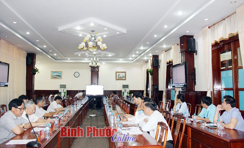 Thống nhất quy trình giải quyết TTHC giữa các sở, ngành với huyện, thị xã